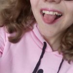 Pastel Pink K-Pop Heart Sweatshirt photo review