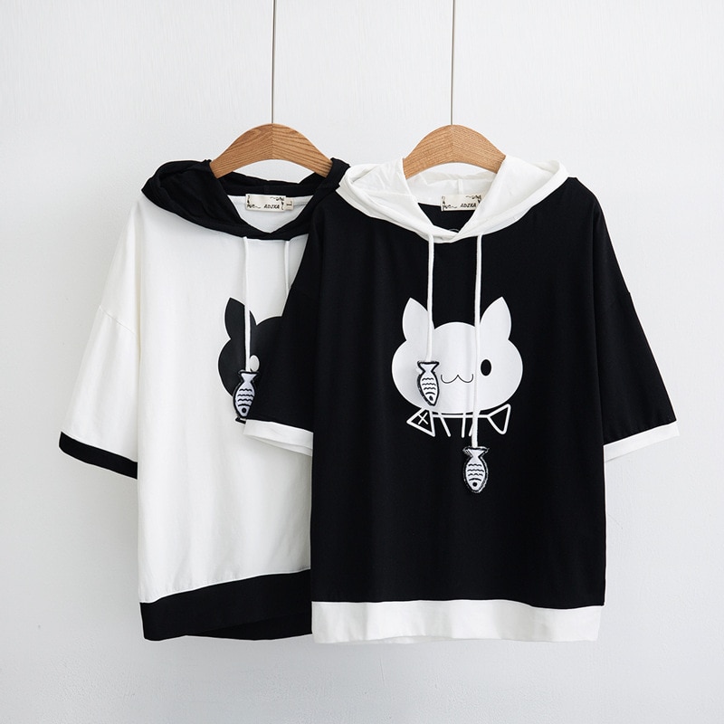 Black and White Pullover Japanese Kawaii Cat Print