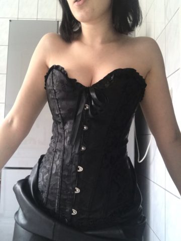 Sexy Over bust Corset photo review